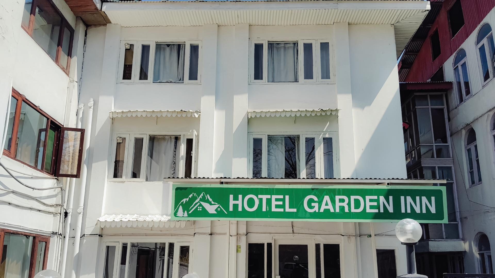 Kesari Hotel