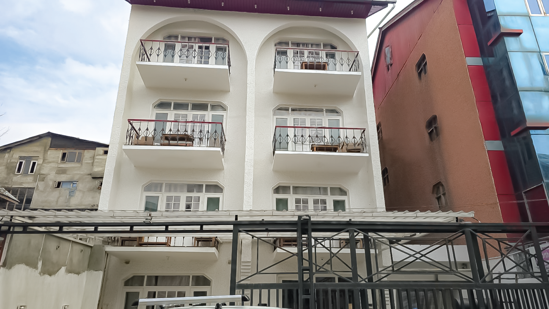 Kesari Hotel