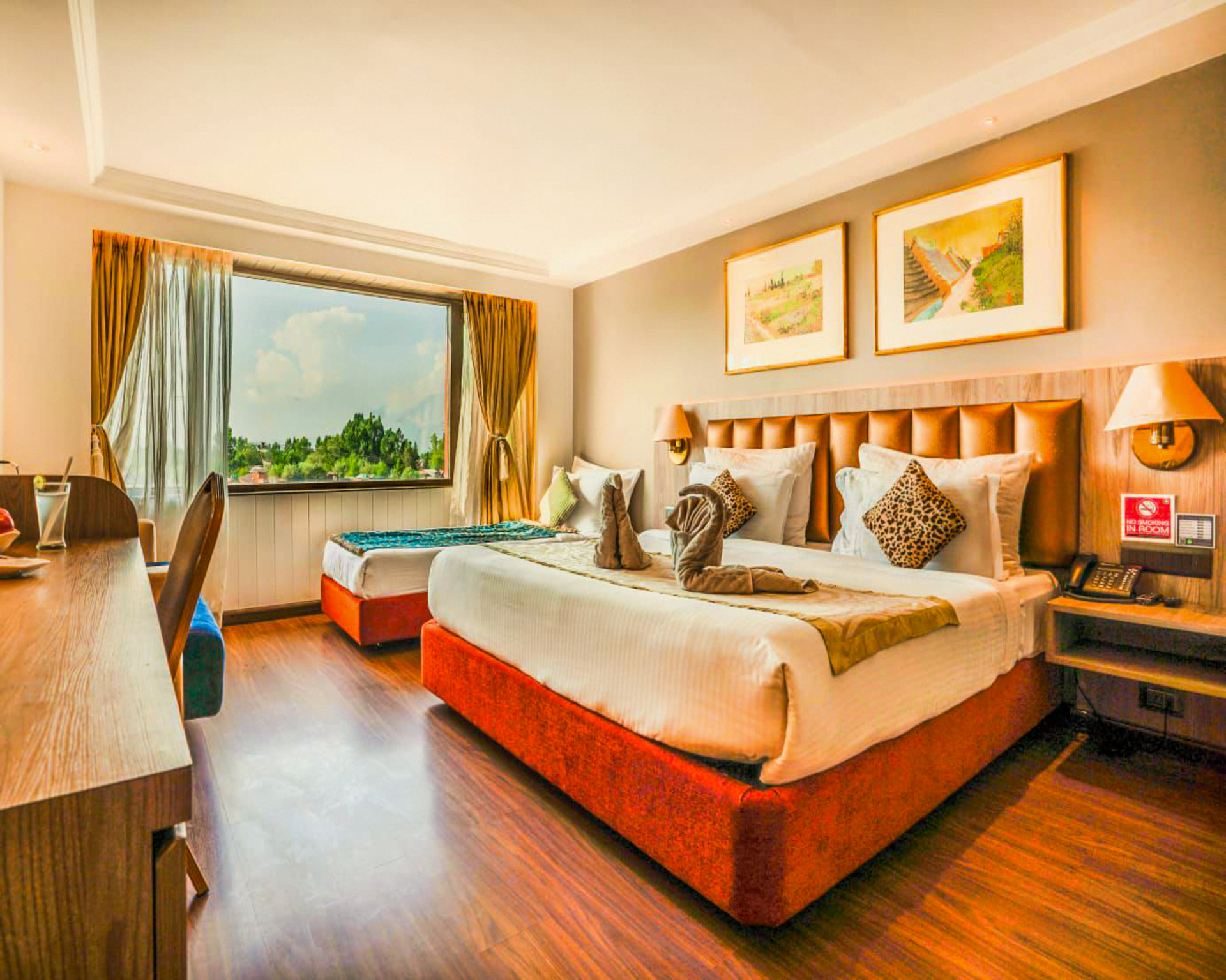 Large Room Lake View