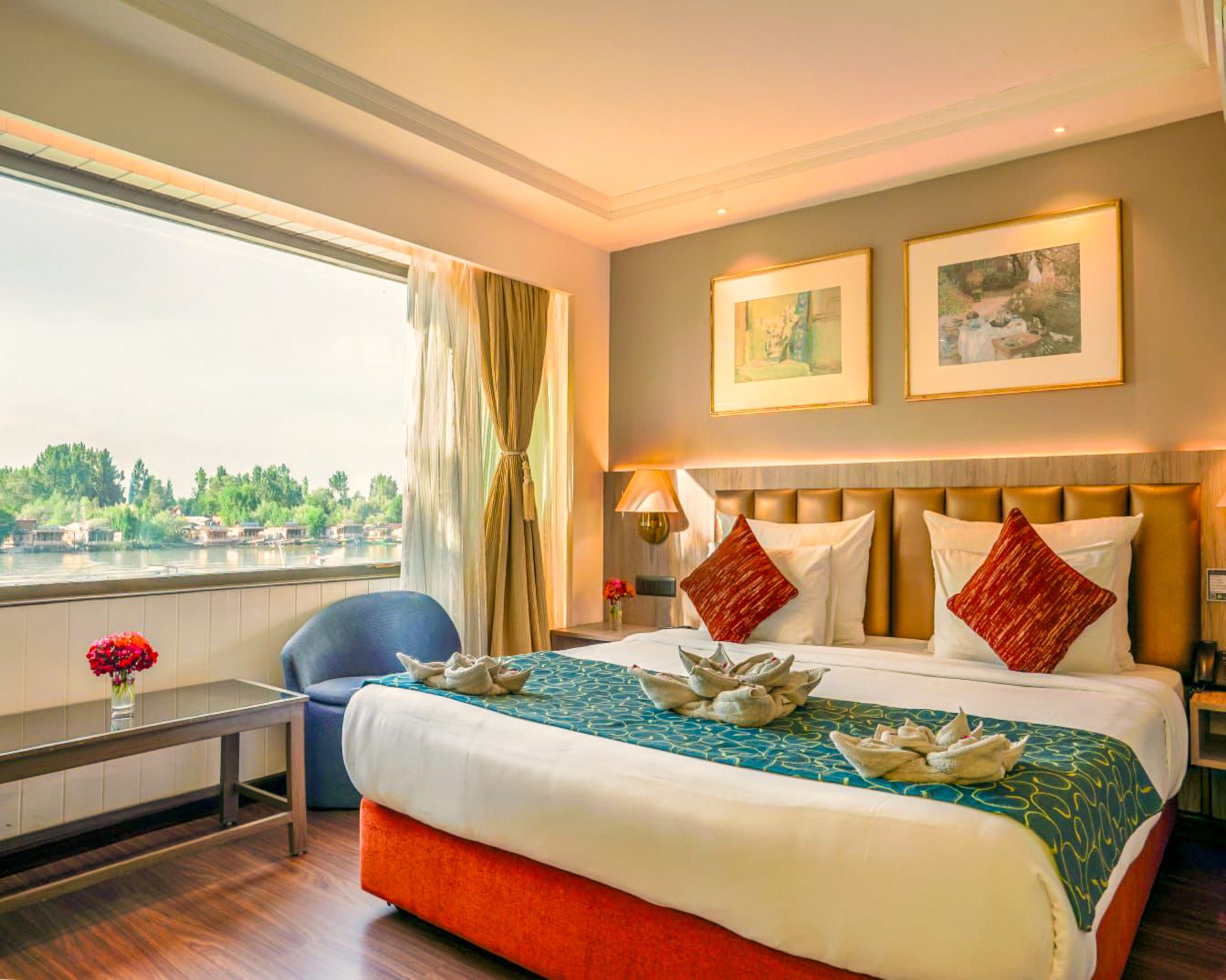 Superior Room Lake View