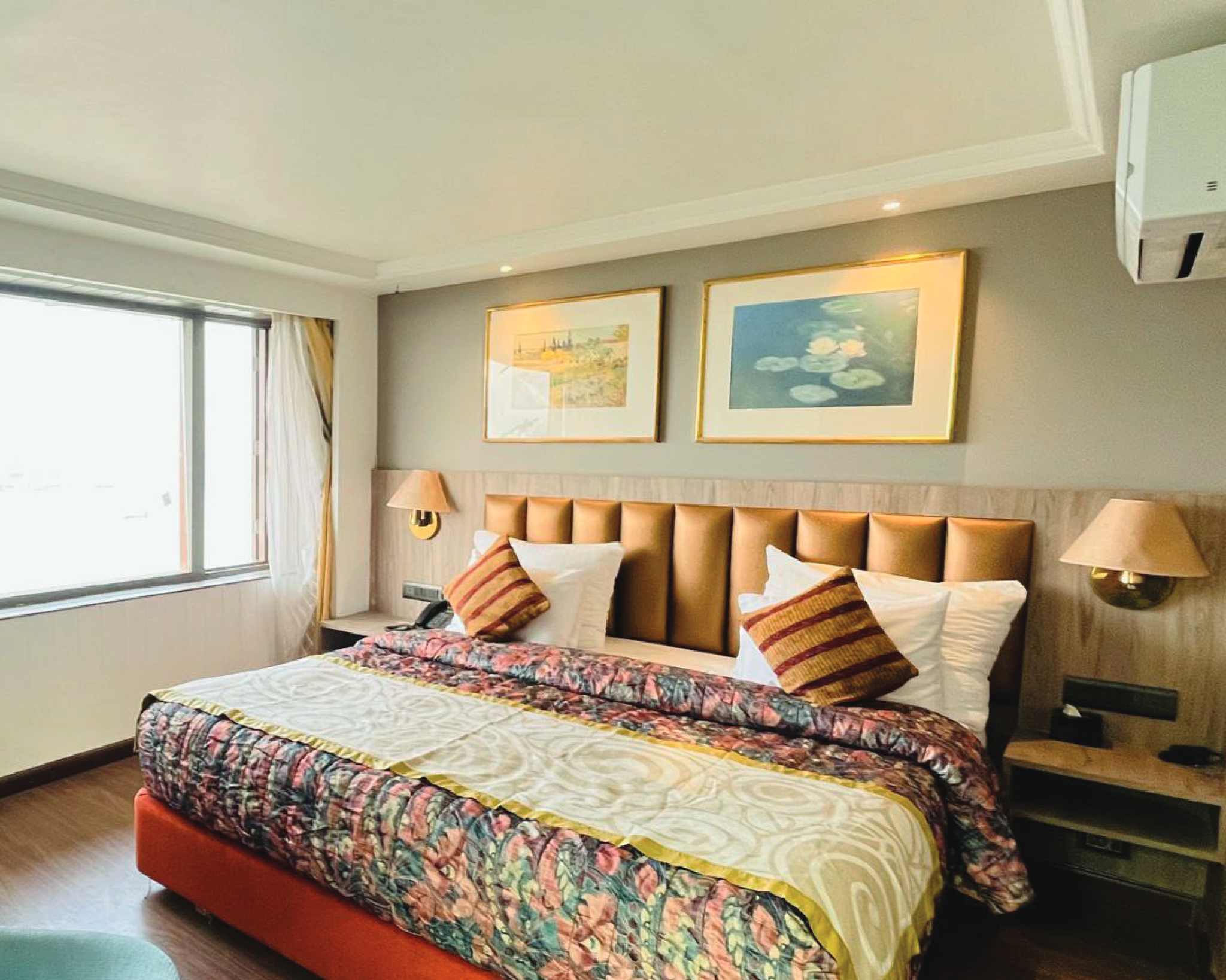 Deluxe Cozy Mountain View